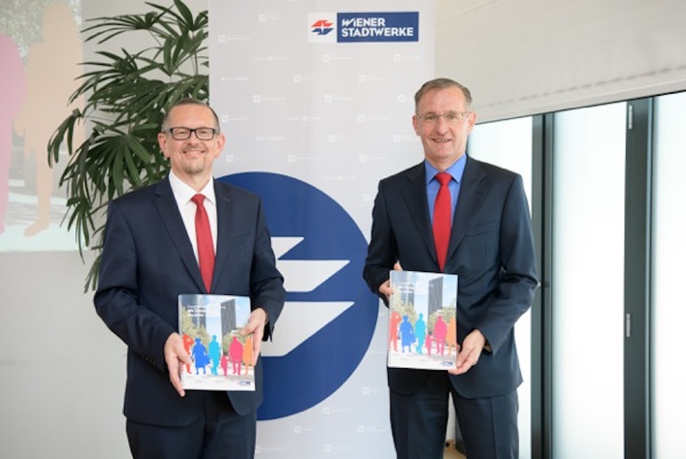 Generaldirektor  Martin Krajcsir (li.) und sein Stellvertreter Peter Weinelt präsentieren die Geschäftsbilanz 2019.