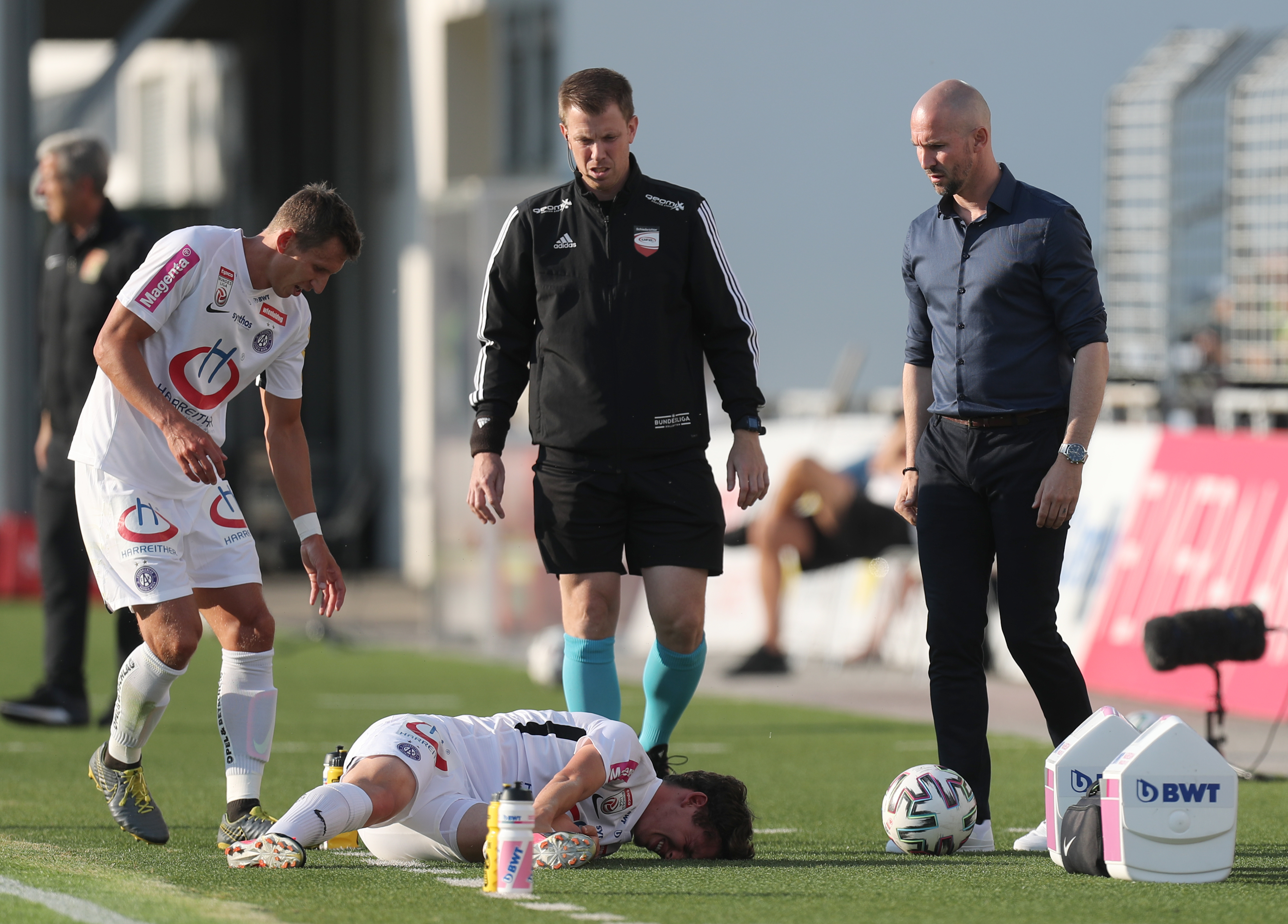 Austria-Spielmacher Dominik Fitz fällt monatelang aus. 
