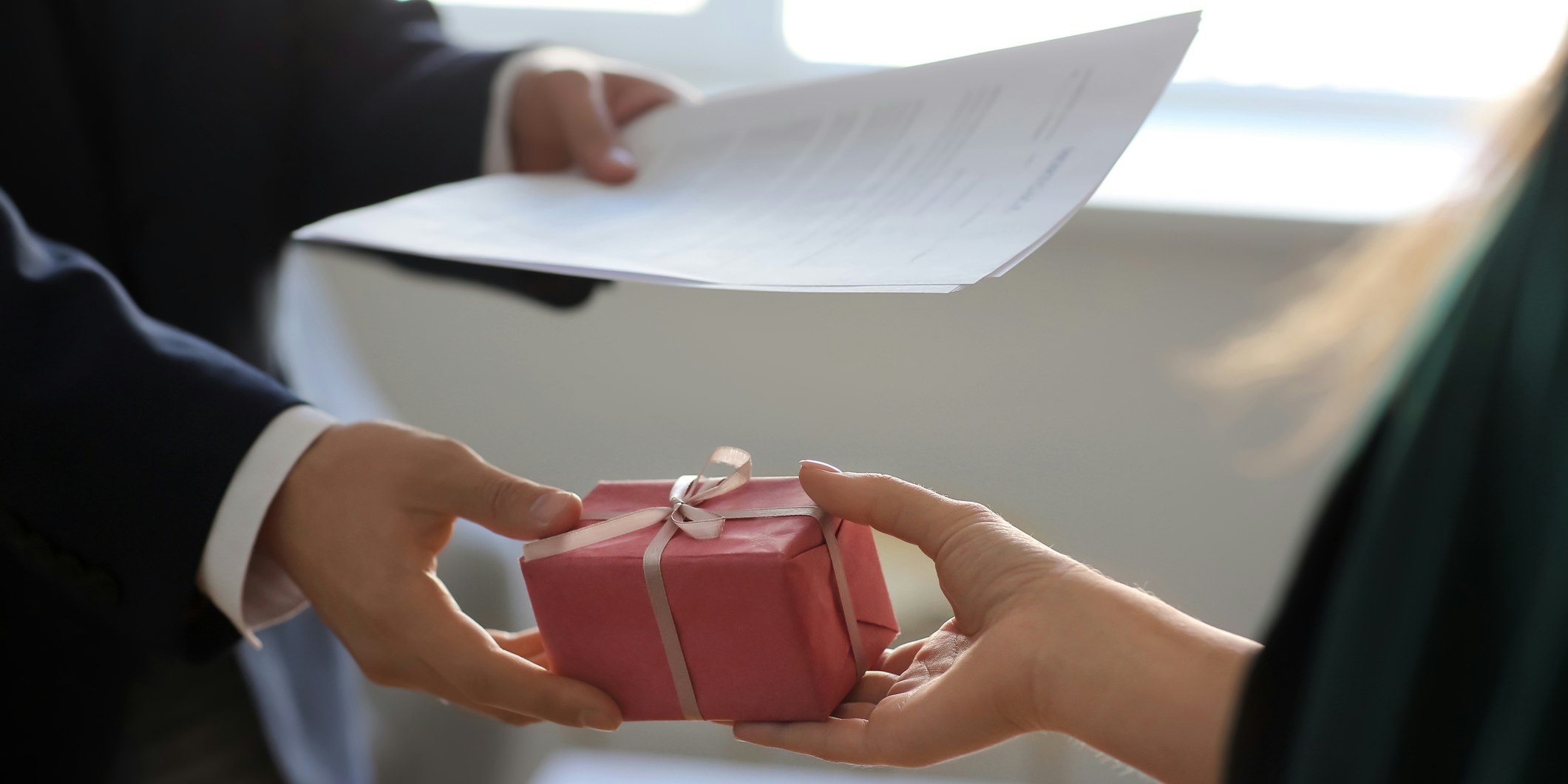 Bestechung ist für ein Drittel der Österreicher akzeptabel.