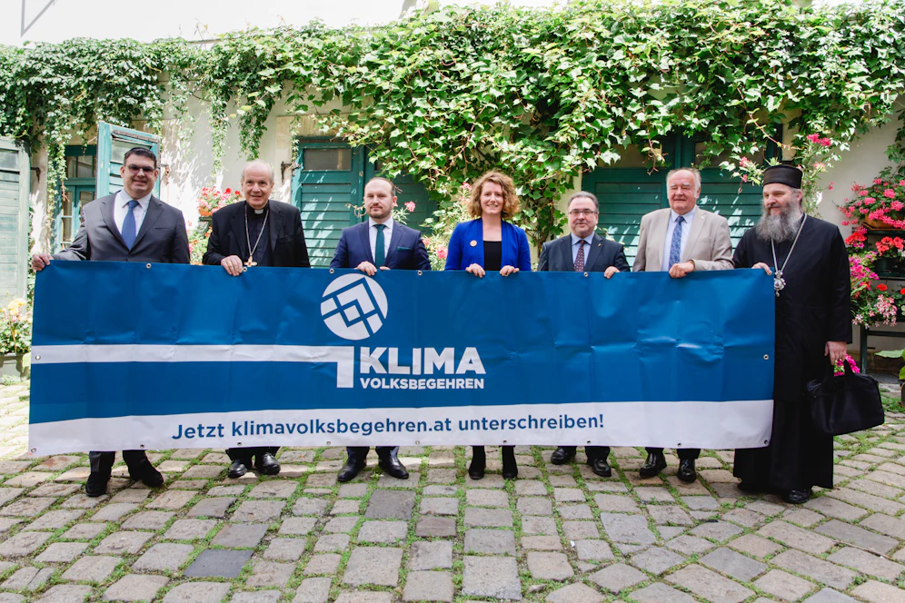 Religionen ziehen gemeinsam an einem Strang: Das Klimavolksbegehren beeinflusst die Kommunikation zwischen den einzelnen Konfessionen positiv.