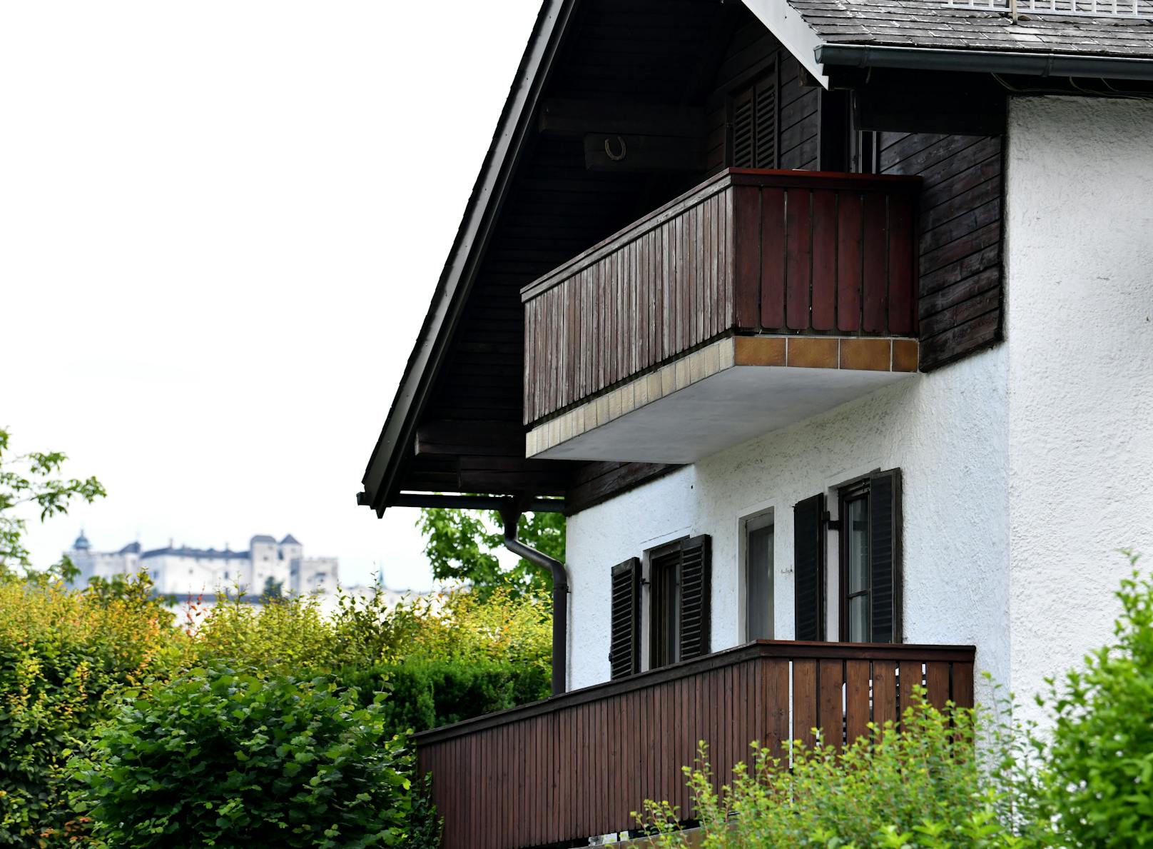 Tatort ist ein Einfamilienhaus in Salzburg.