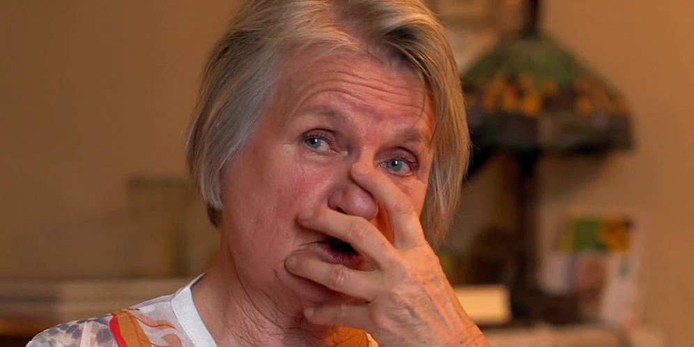 Gisela R. (75) wurde von der Polizei aus dem Stephansdom geholt, weil sie keine Maske trug.