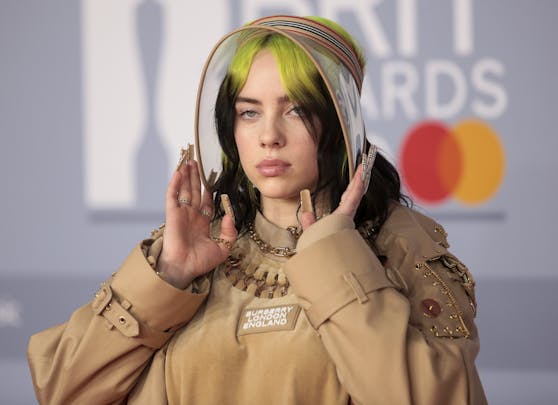 Sängerin Billie Eilish hat ihre Instagram-Account durchgeputzt und sich sämtlicher Abonnements entledigt.
