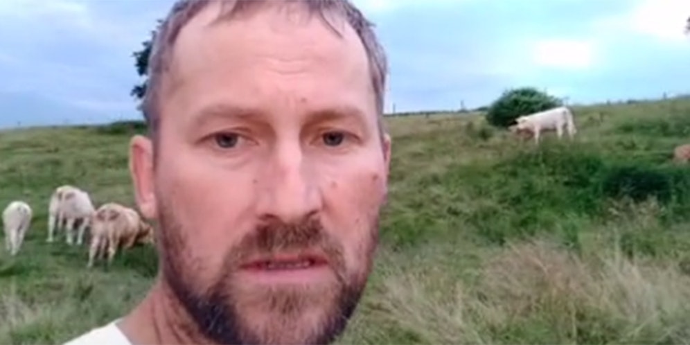 Nicht nur TikTok-Nutzer Georg Doppler kocht vor Wut auf die neue Challenge.