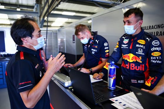 Alex Albon testet mit dem Red-Bull-Team die Abläufe für Spielberg.