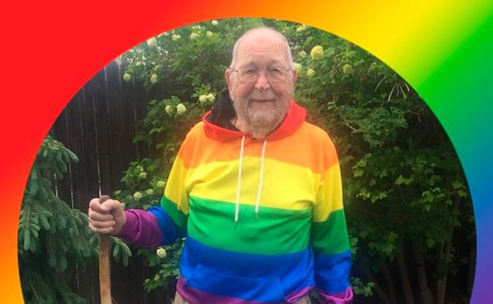 Der US-Amerikaner Kenneth Fells lebt mit 90 Jahren endlich offen sein wahres Ich. 