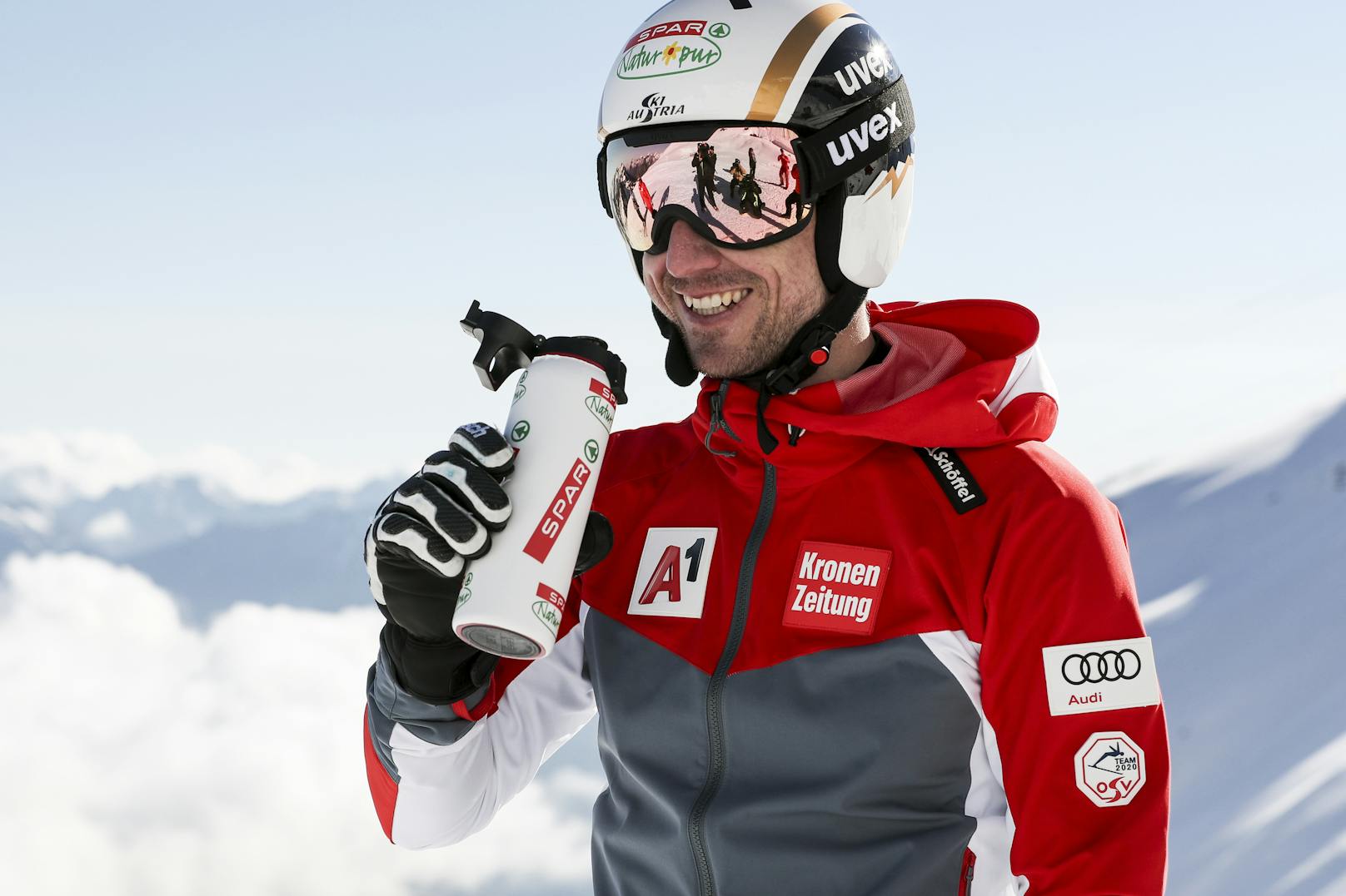 Hannes Reichelt trainiert wieder auf Schnee