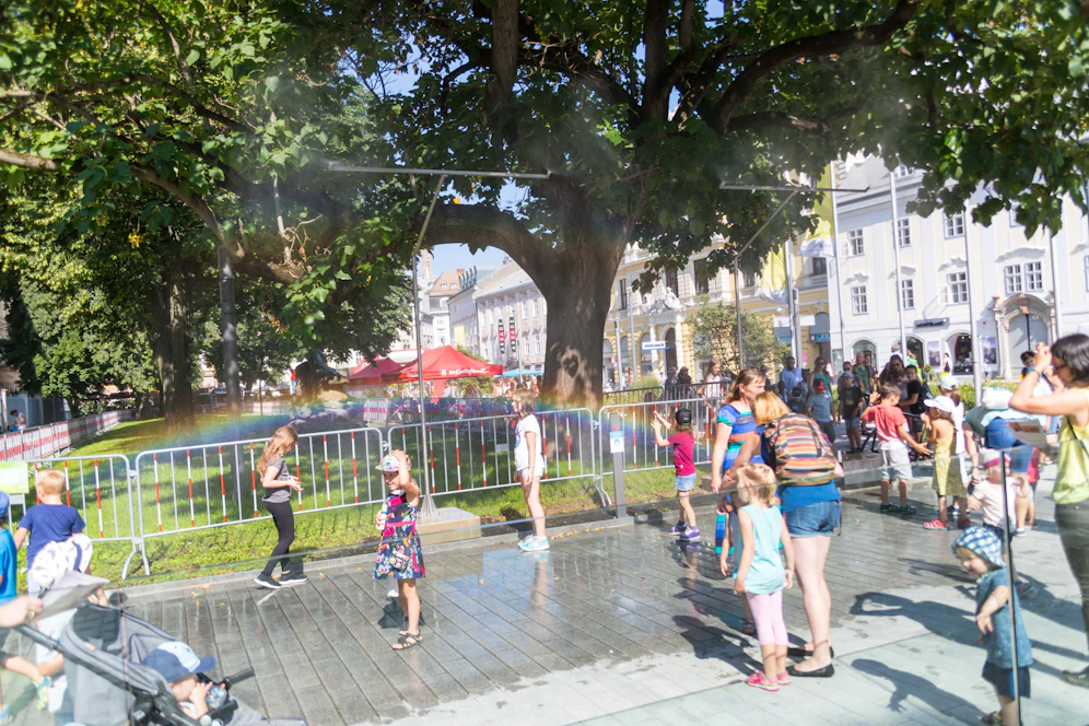 Wie vor dem Landhaus sollen in ganz Linz mobile Brunnen für Abkühlung sorgen.