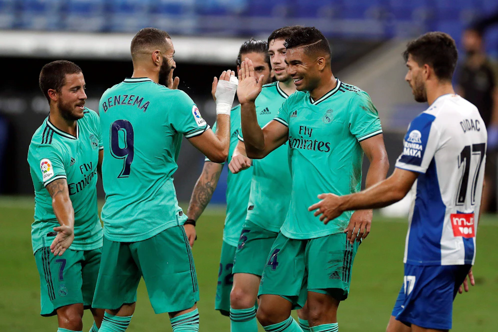 Real jubelt über ein 1:0 in Barcelona