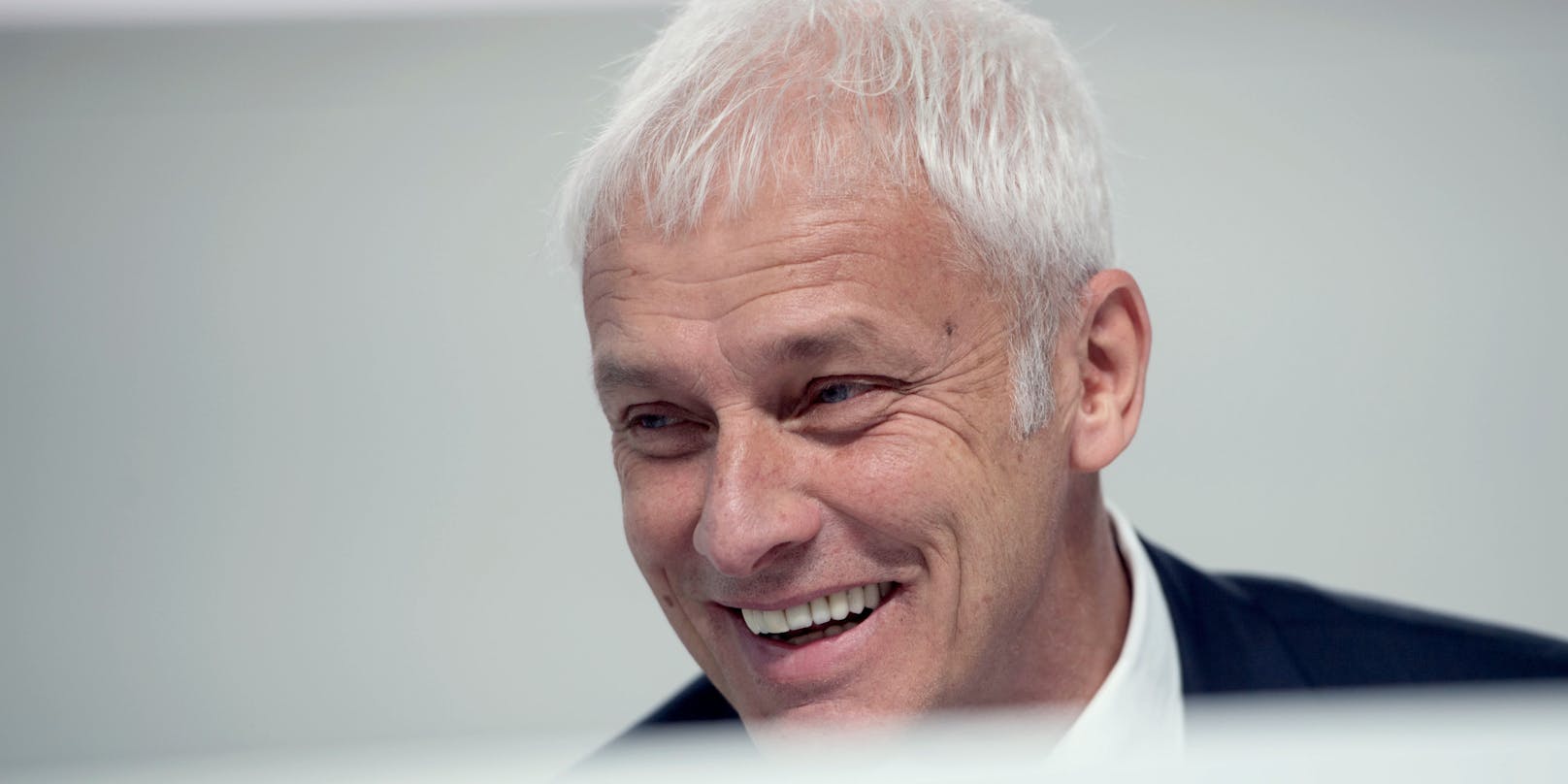 Ex-VW-Chef Matthias Müller auch nach seinem Rücktritt als VW-Chef gut lachen.