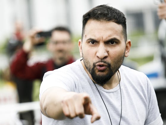 Einst veganer Promi-Koch, nun selbsternannter Umstürzler und Anführer: Attila Hildmann in Berlin.