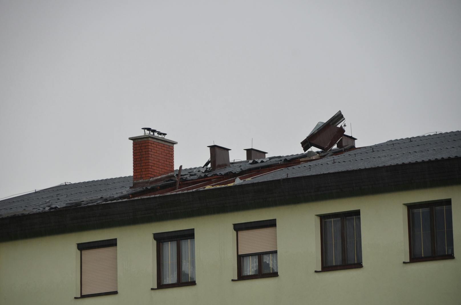 Ein heftiges Hagel-Unwetter hat in Pottendorf (Bezirk Baden) schwere Schäden verursacht.