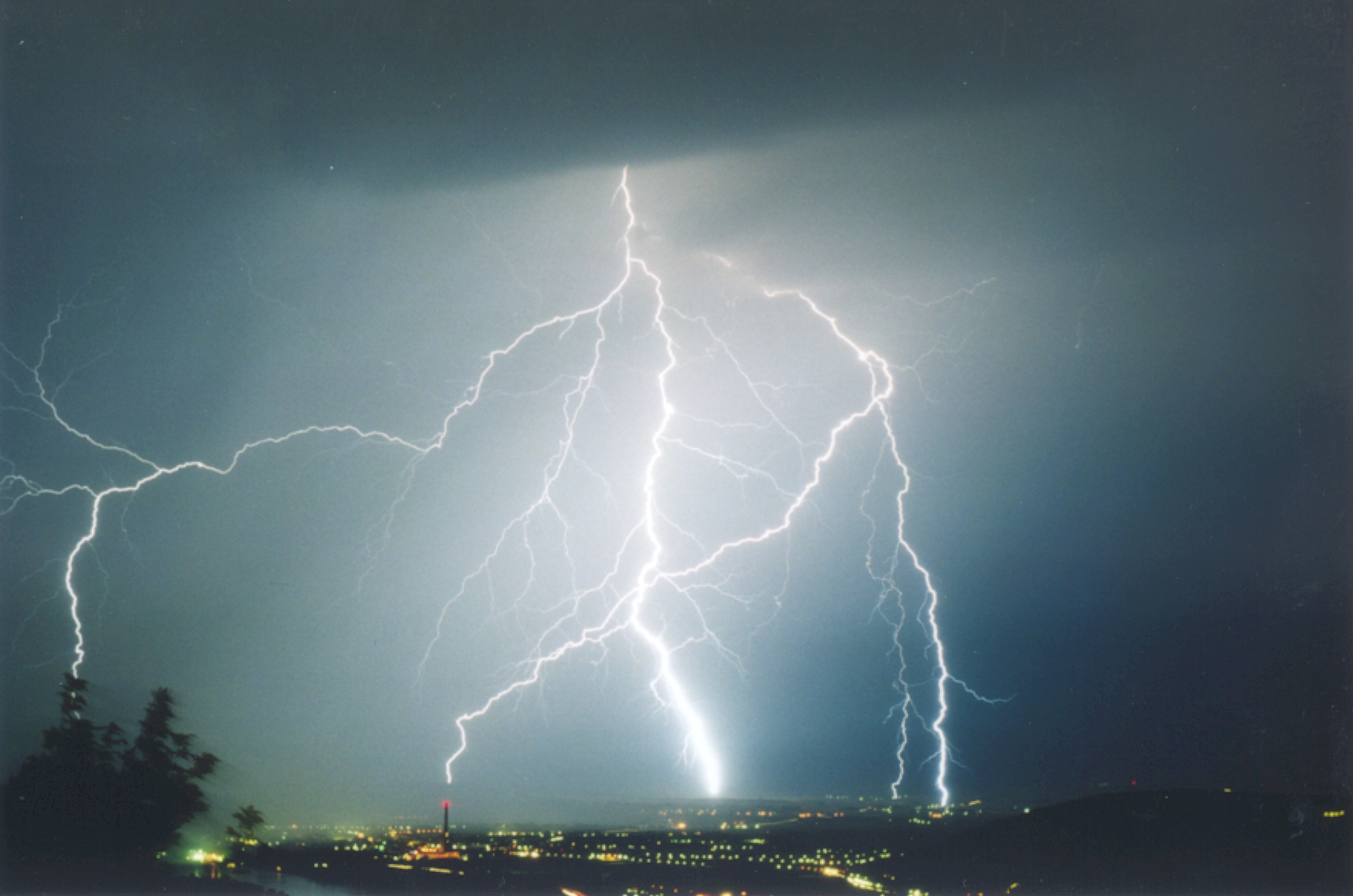 Österreich ist eines der blitzreichsten Länder Europas.