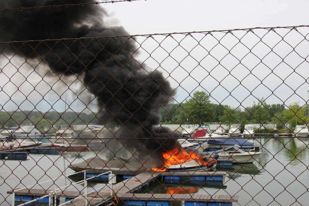 Ein Foto vom spektakulären Brand.
