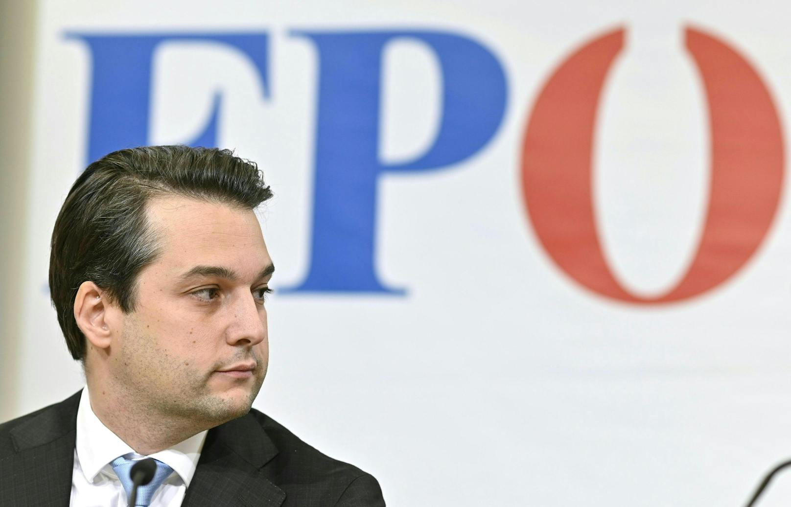 Dominik Nepp bleibt Wiens FPÖ-Landeschef
