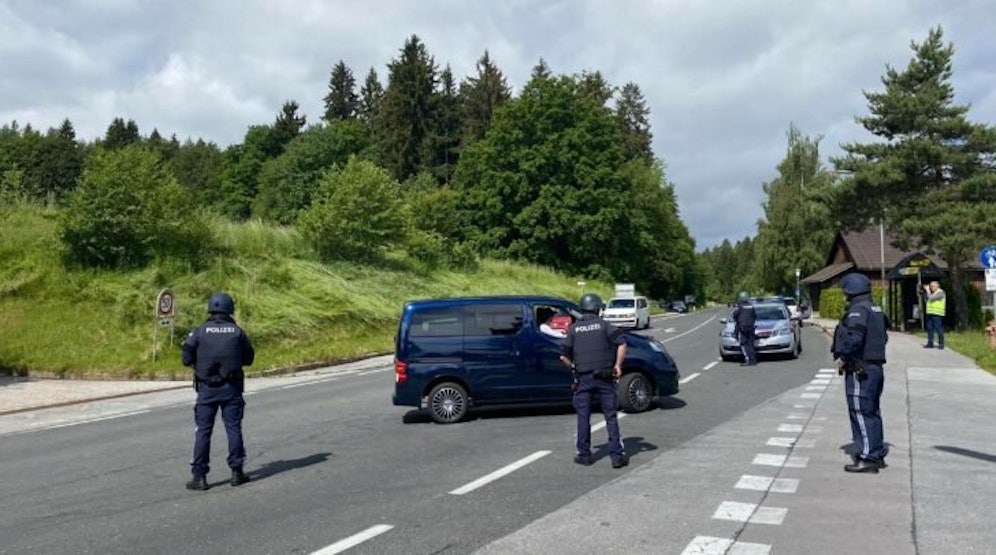 Am Nachmittag wurden erste Erkenntnisse mit der Öffentlichkeit geteilt