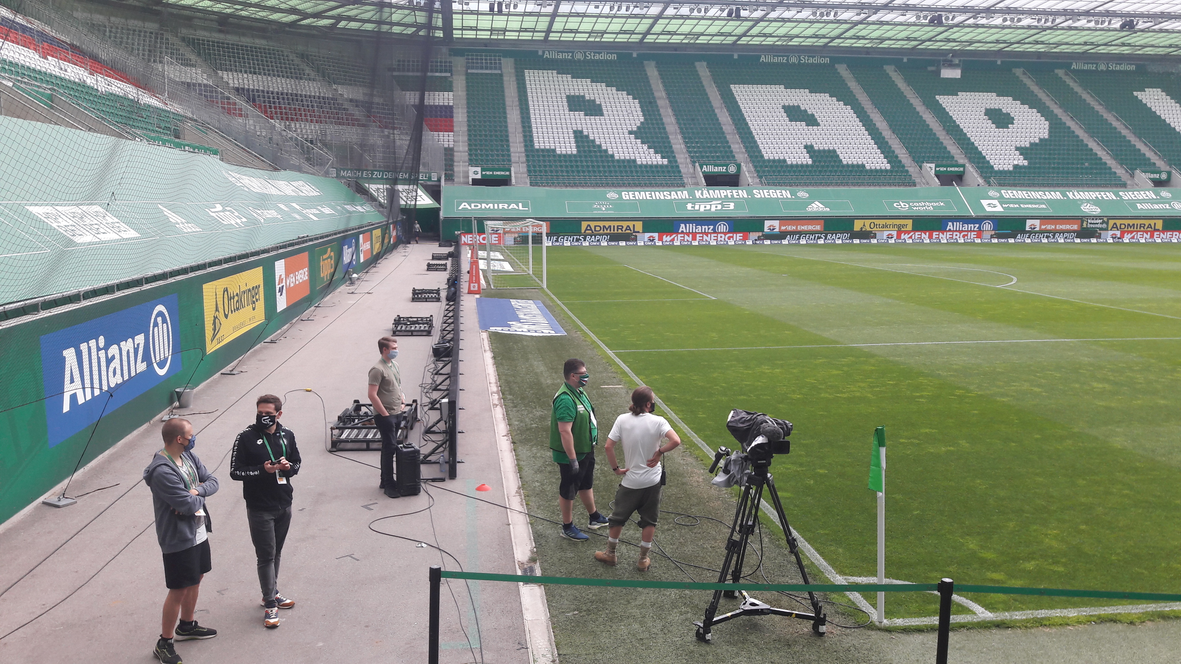 Das Rapid-Geisterspiel in Bildern