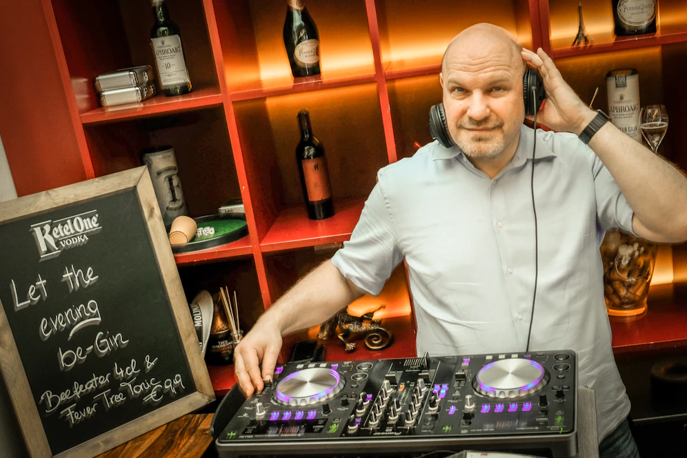 Peter Binder, als DJ Big B., verzichtet wegen Corona auf seine Gage.