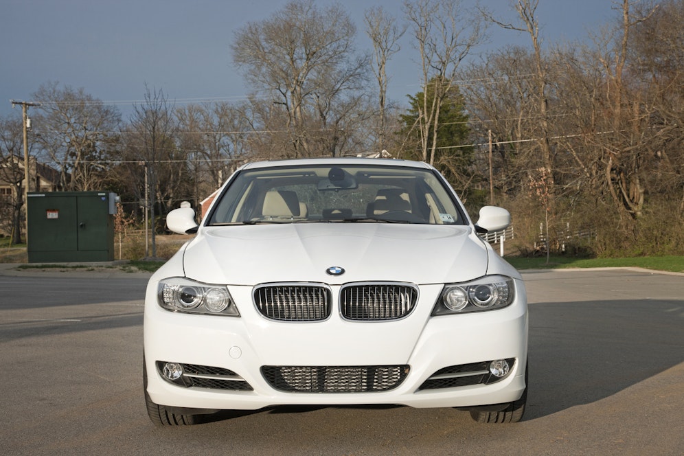 Der Raser war mit einem BMW 335 xi unterwegs.