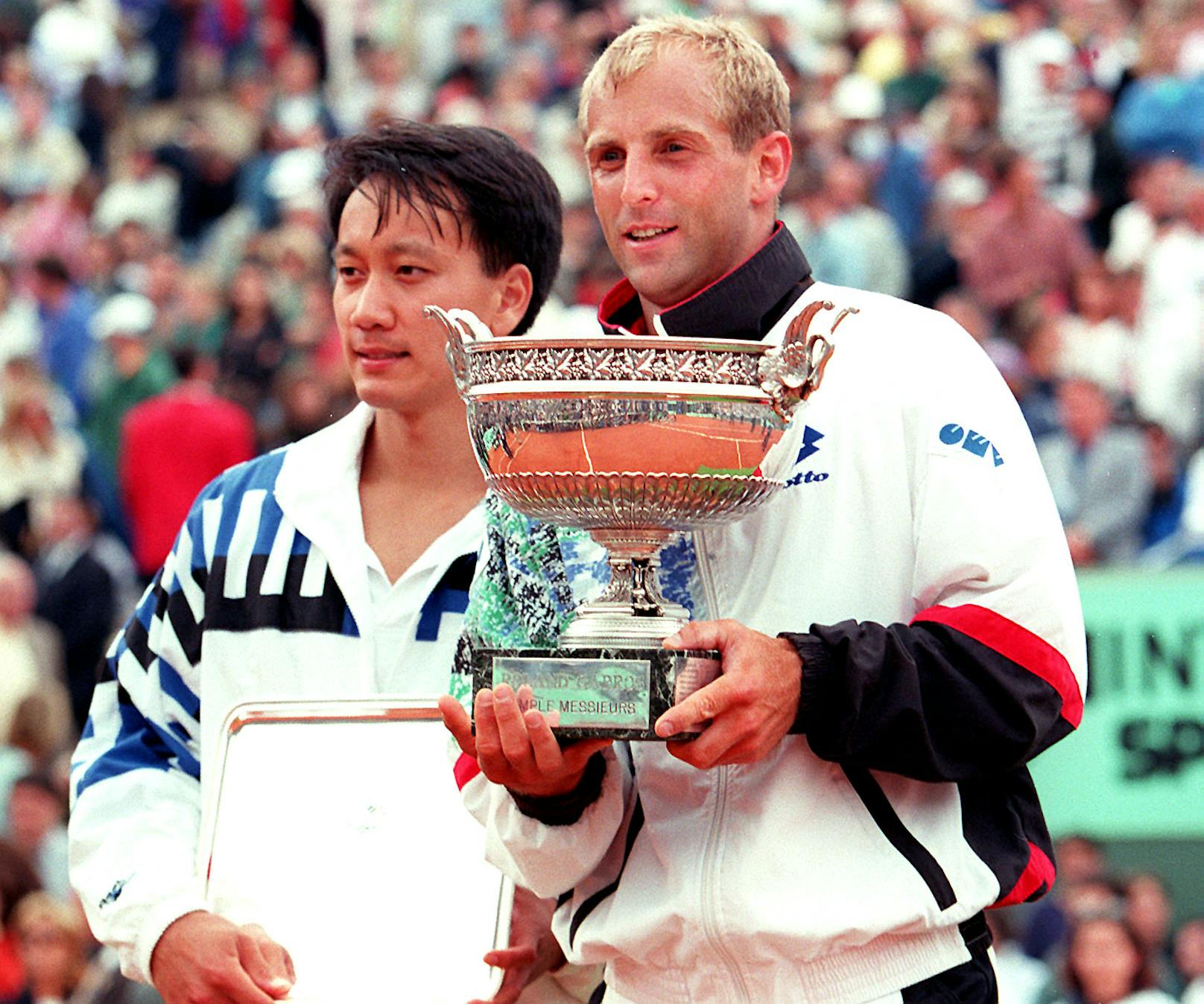 Im Finale bezwang Muster den US-Amerikaner Michael Chang. Der Sohn von taiwanischen Einwanderern hatte 1989 bereits die French Open gewonnen. Im Finale 1995 ließ ihm der Österreicher keine Chance. Muster siegte in drei Sätzen 7:5, 6:2 und 6:4.