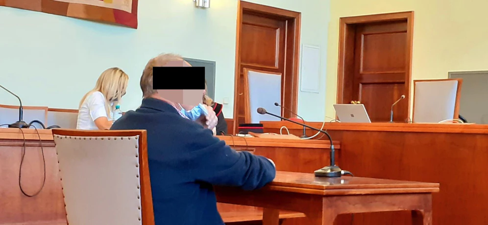 Angeklagter vor Gericht
