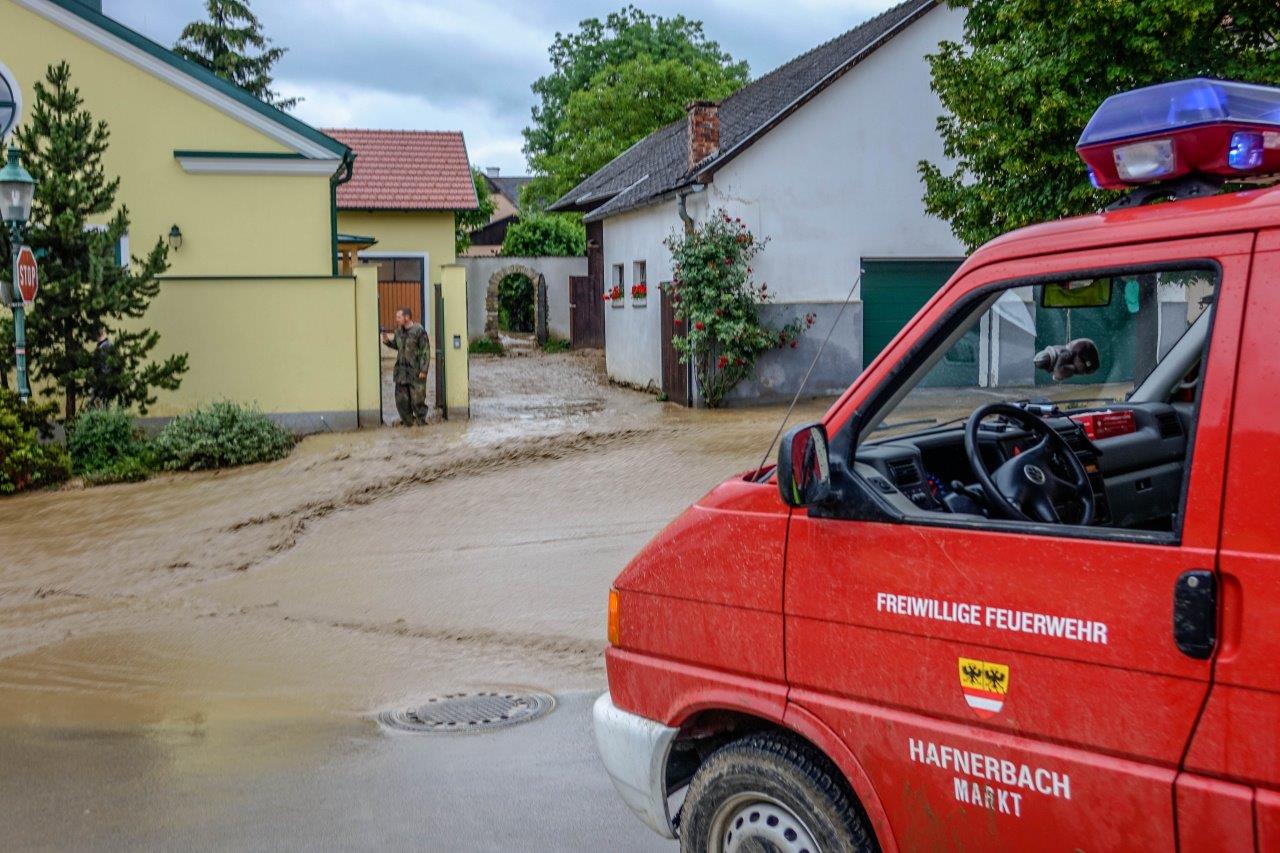Starkregen und teils heftige Windböen haben am 7. Juni 2020 in Niederösterreich den Einsatz von rund 900 Feuerwehrmitgliedern gefordert. (Im Bild die Situation im Raum Wimpassing an der Pielach)