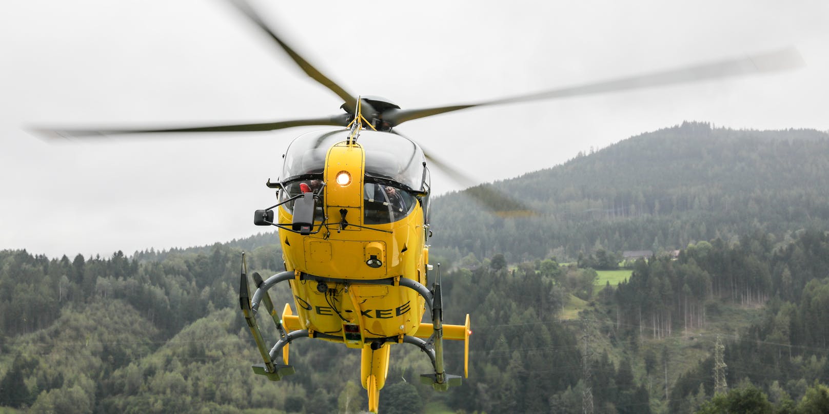 Die vier Kletterer aus Tschechien wurden mit einem Hubschrauber aus dem&nbsp;"Sulzlbach Canyon" geborgen (Symbolbild)