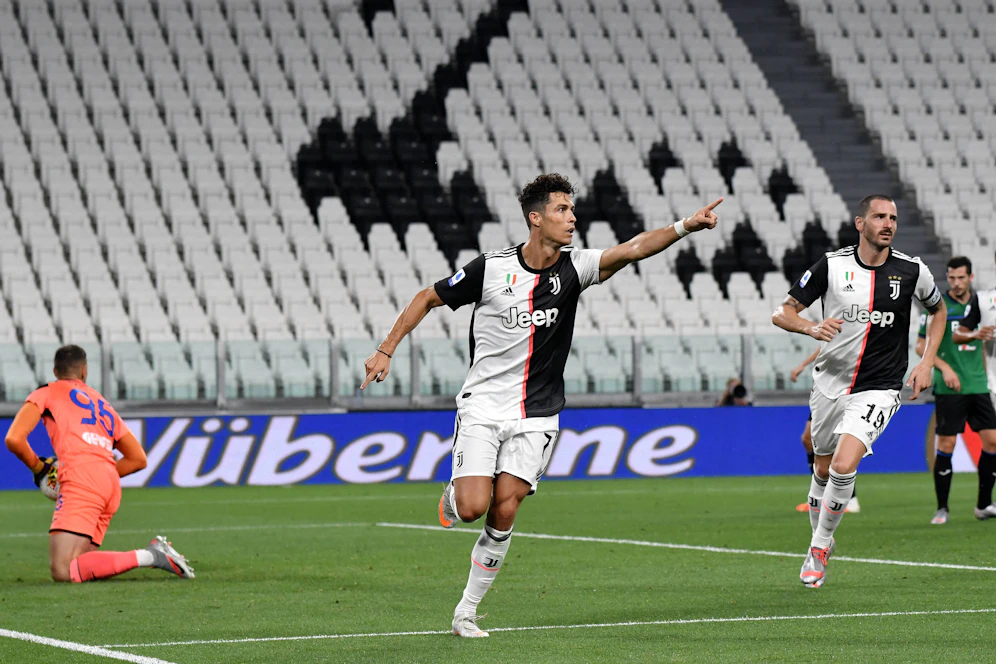 Cristiano Ronaldo versenkt gleich zwei Elfer