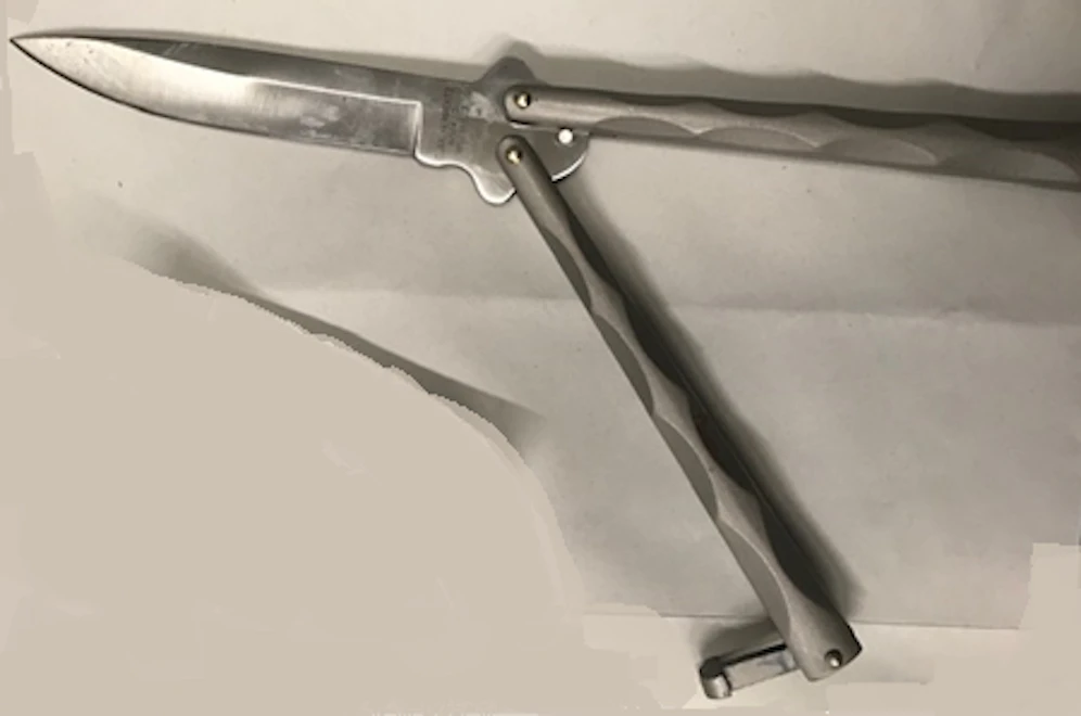 Mit diesem Messer stach der Mann zu.