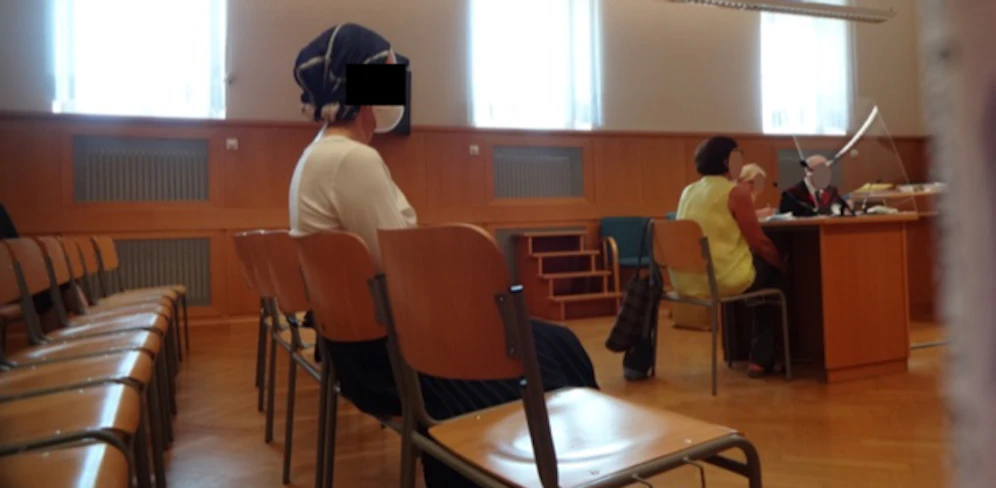 Die Angeklagte vor Gericht