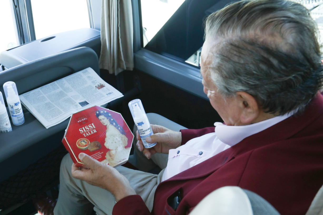 Ein Stück Heimat im fernen Reisebus