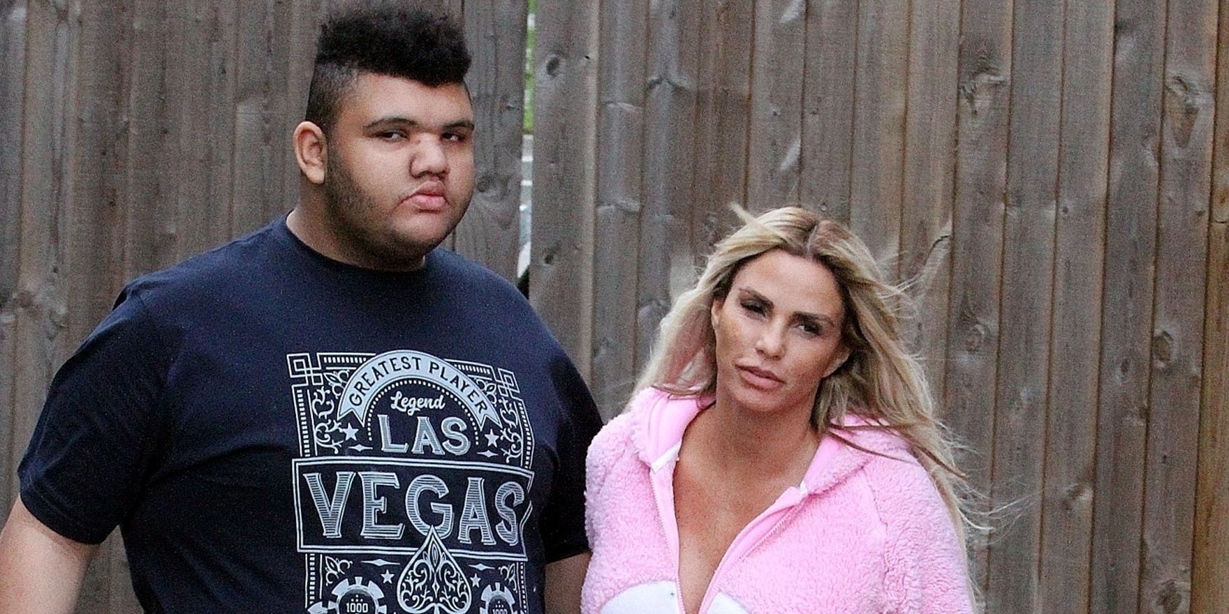 Harvey (18) liegt auf der Intensivstation.