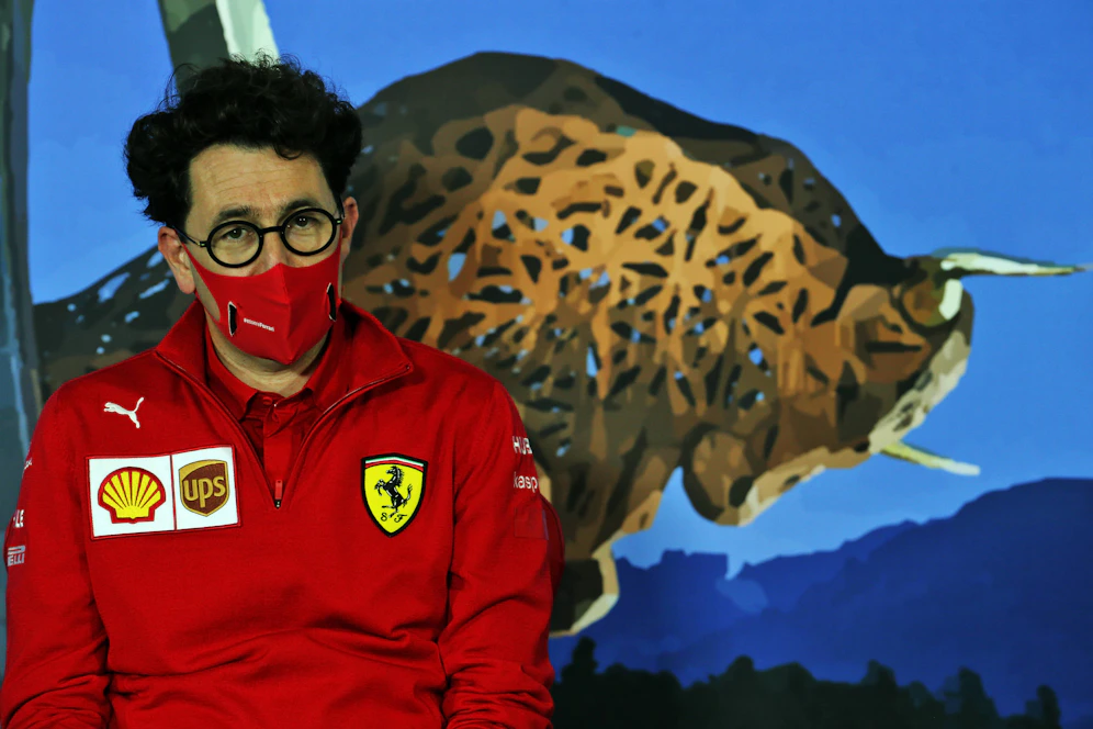 Mattia Binotto mit ratloser Miene in Spielberg.