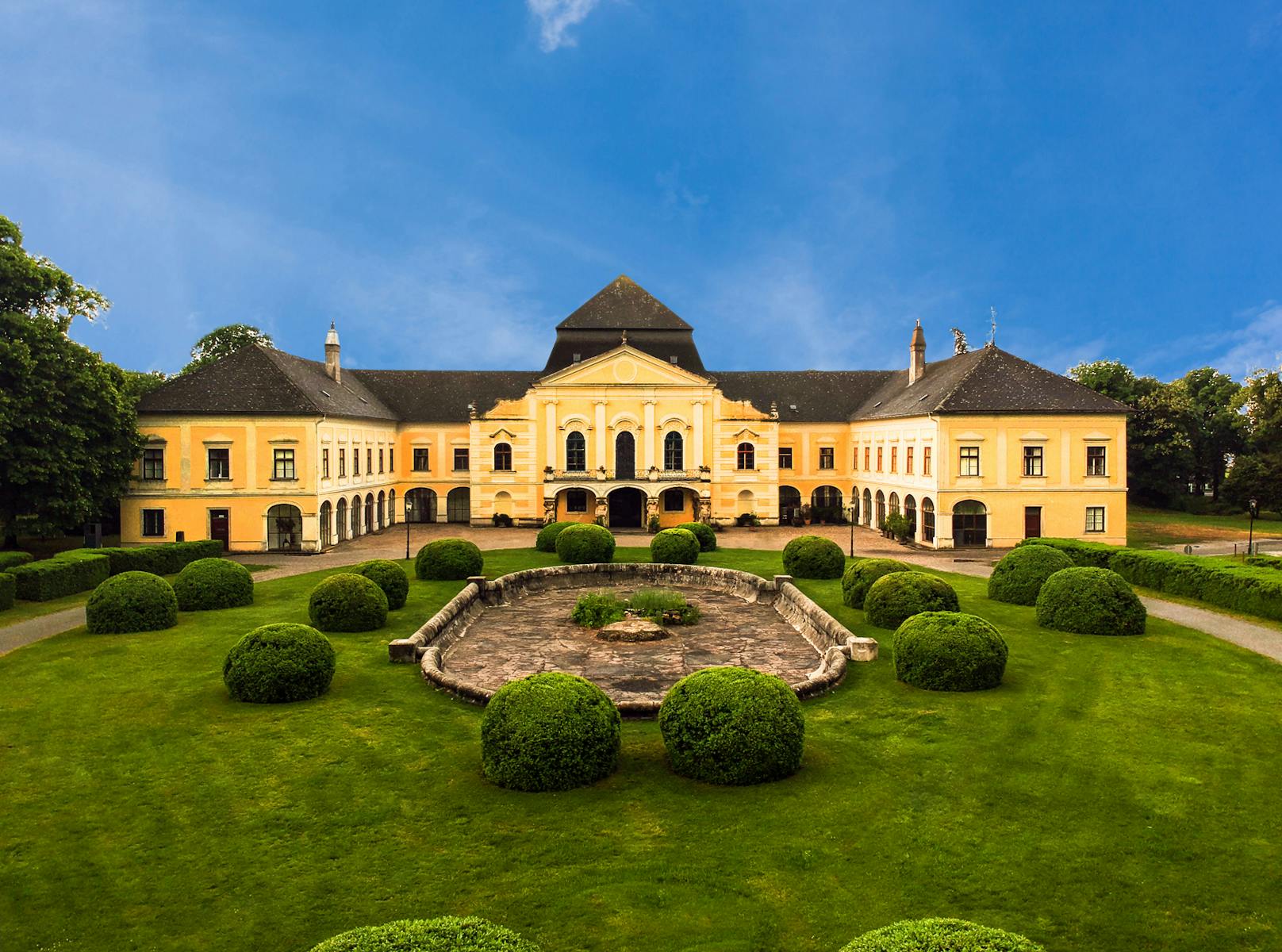 Das romantische <strong>Schloss Kittsee</strong> wird im Sommer Schauplatz für die Johann-Strauß-Operette "Wiener Blut".