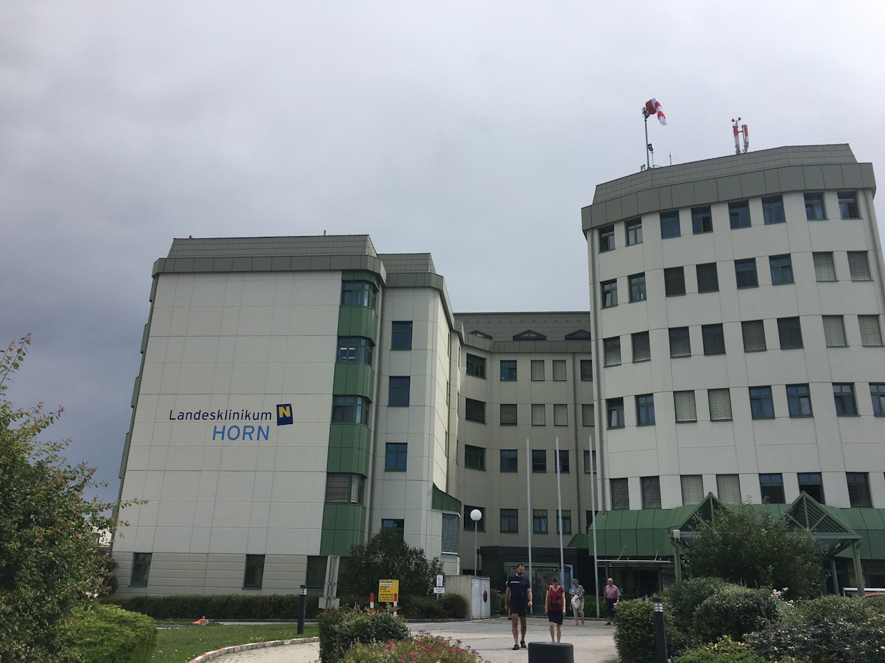 Heute.at - Technisches Gebrechen! Kranführer (46) schwer verletzt