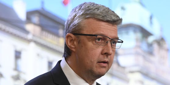 Der tschechische Verkehrsminister Karel Havlicek geht von menschlichem Versagen aus.