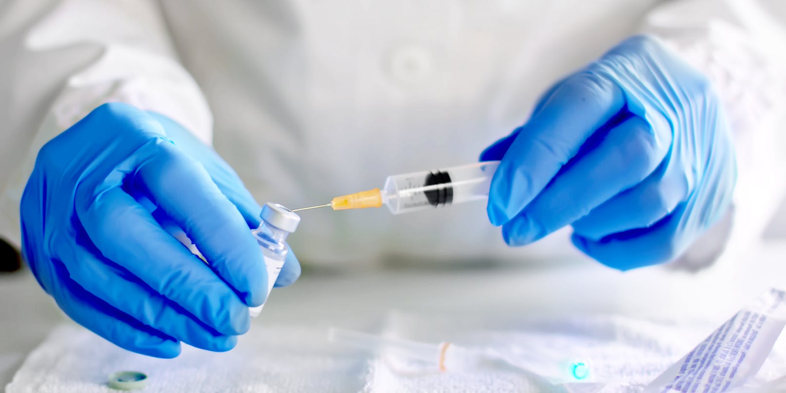 US-Forscher bestätigen in einer Studie die Wirksamkeit eines Impfstoffkandidaten des Pharmakonzerns Moderna.
