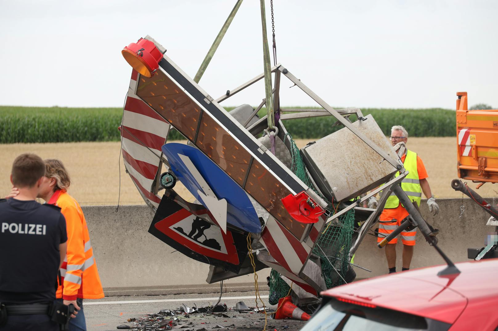 Schwerer Unfall bei Sattledt in OÖ auf der A1.