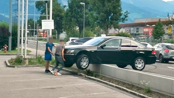 Dieser Drift-Start in Vomp (T) ging voll in die Hose
