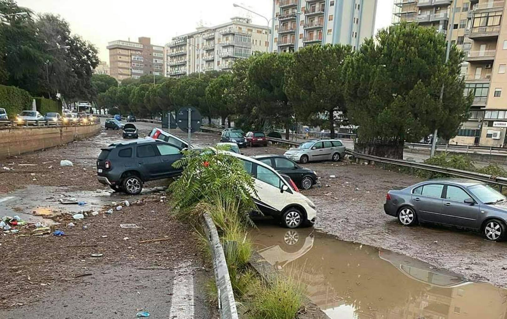 Überschwemmungen in Folge heftige Regenfälle haben in Palermo schwere Schäden angerichtet (16. Juli 2020)