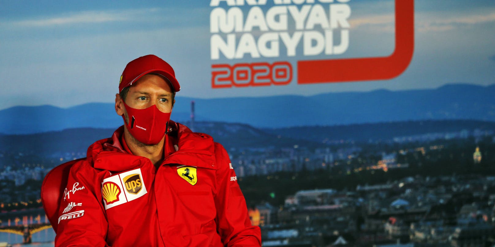 Sebastian Vettel auf der Pressekonferenz in Ungarn.