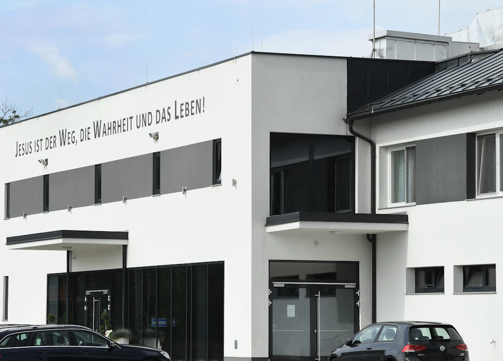 Die Pfingstkirche in Wr. Neustadt.