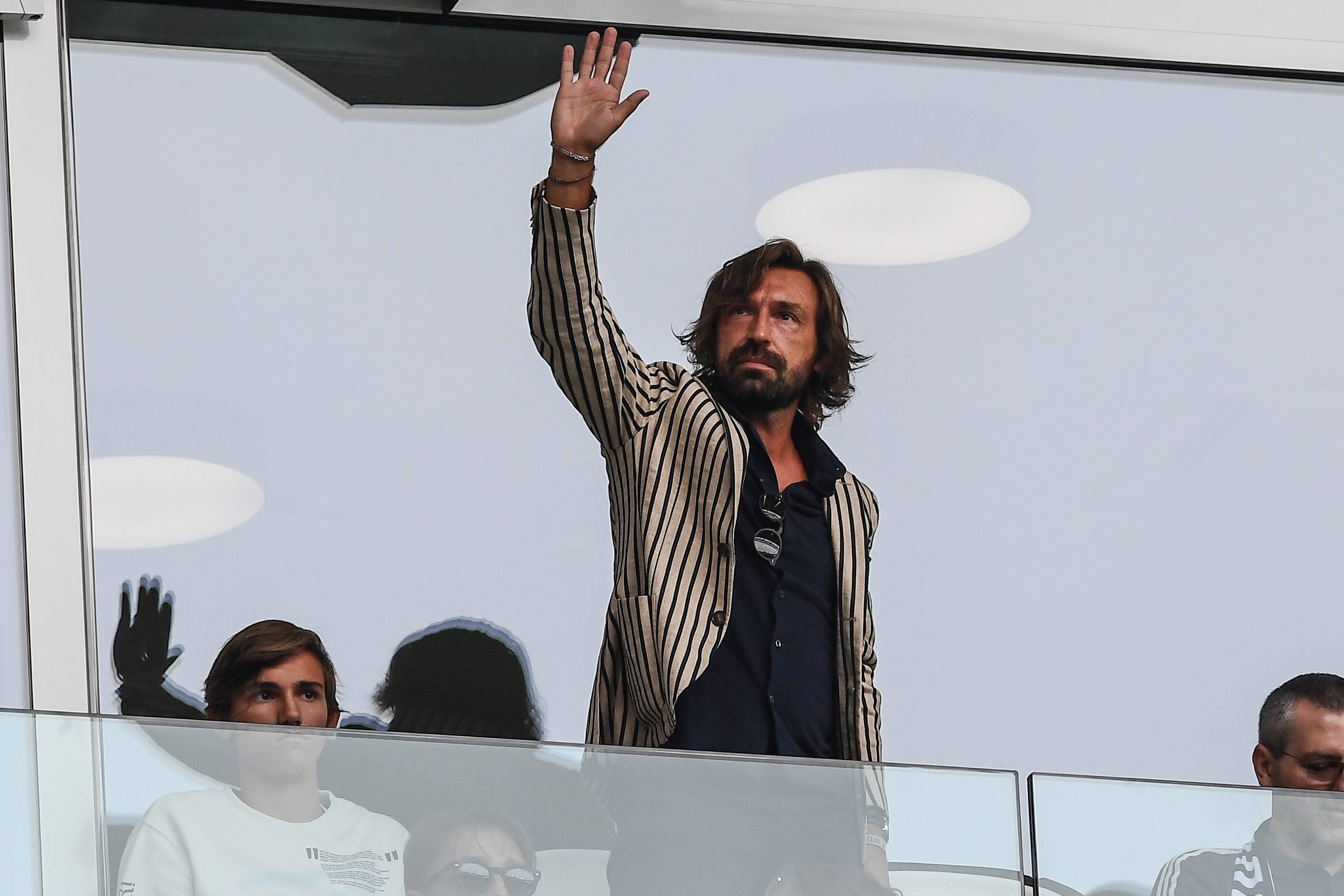 Andrea Pirlo steigt ins Trainergeschäft ein.