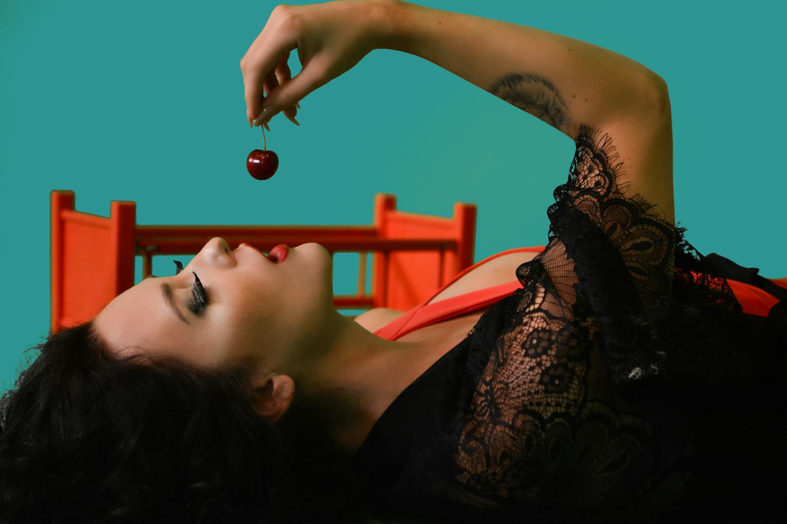 Die Steirerin Berenice Zivkofits sorgt mit ihrer Single "Jackpotfrau" für Aufsehen