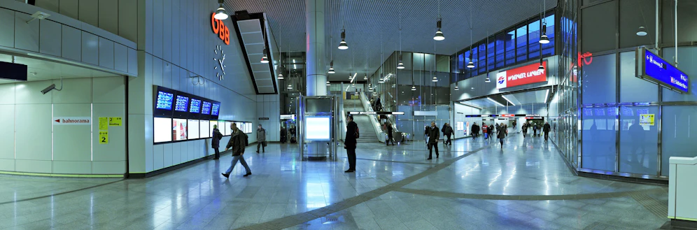 U1 Südtiroler Platz