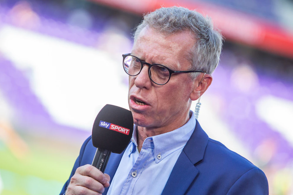 Peter Stöger ist auf Trainersuche.