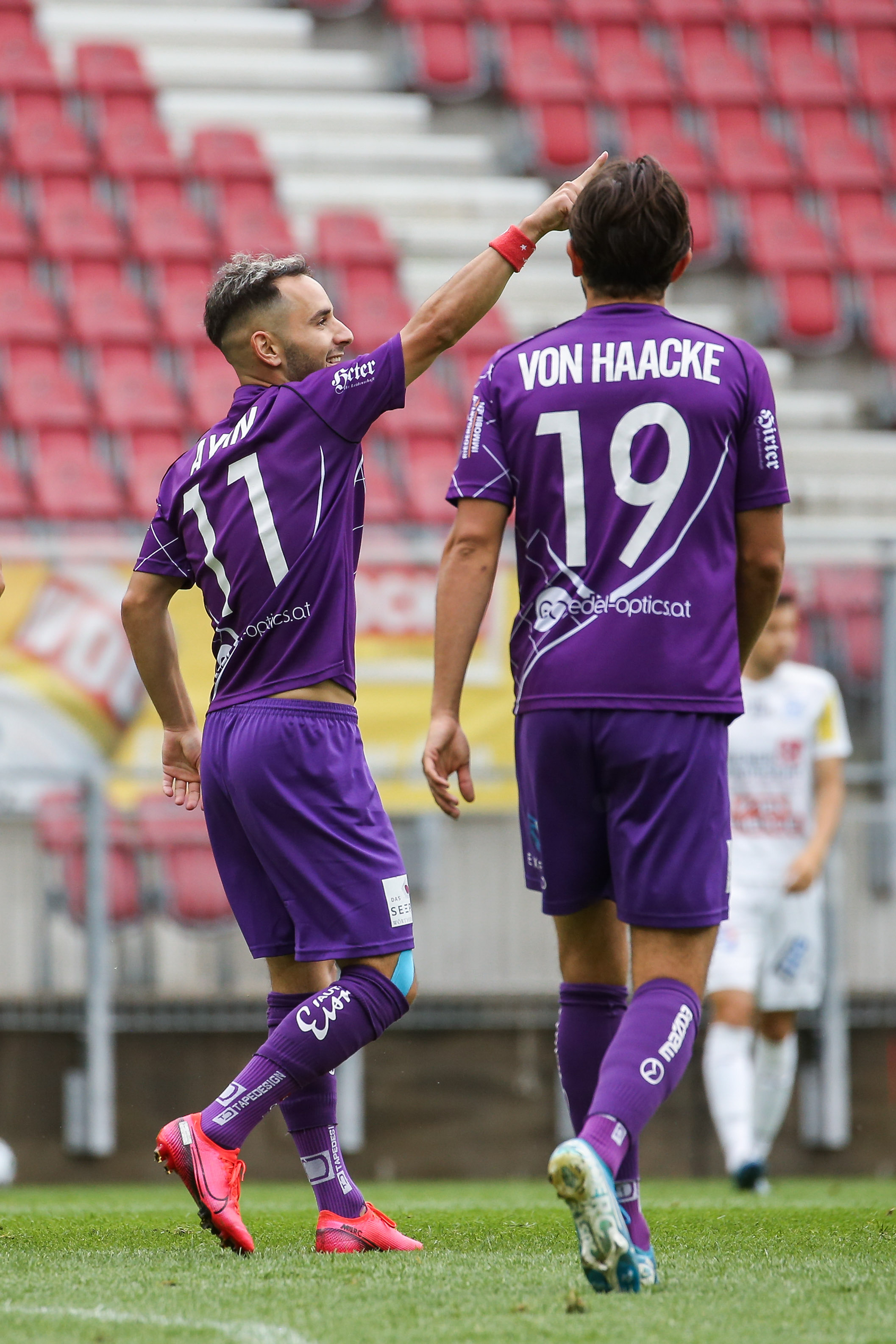 Okan Aydin trifft für die Klagenfurter Austria doppelt. 