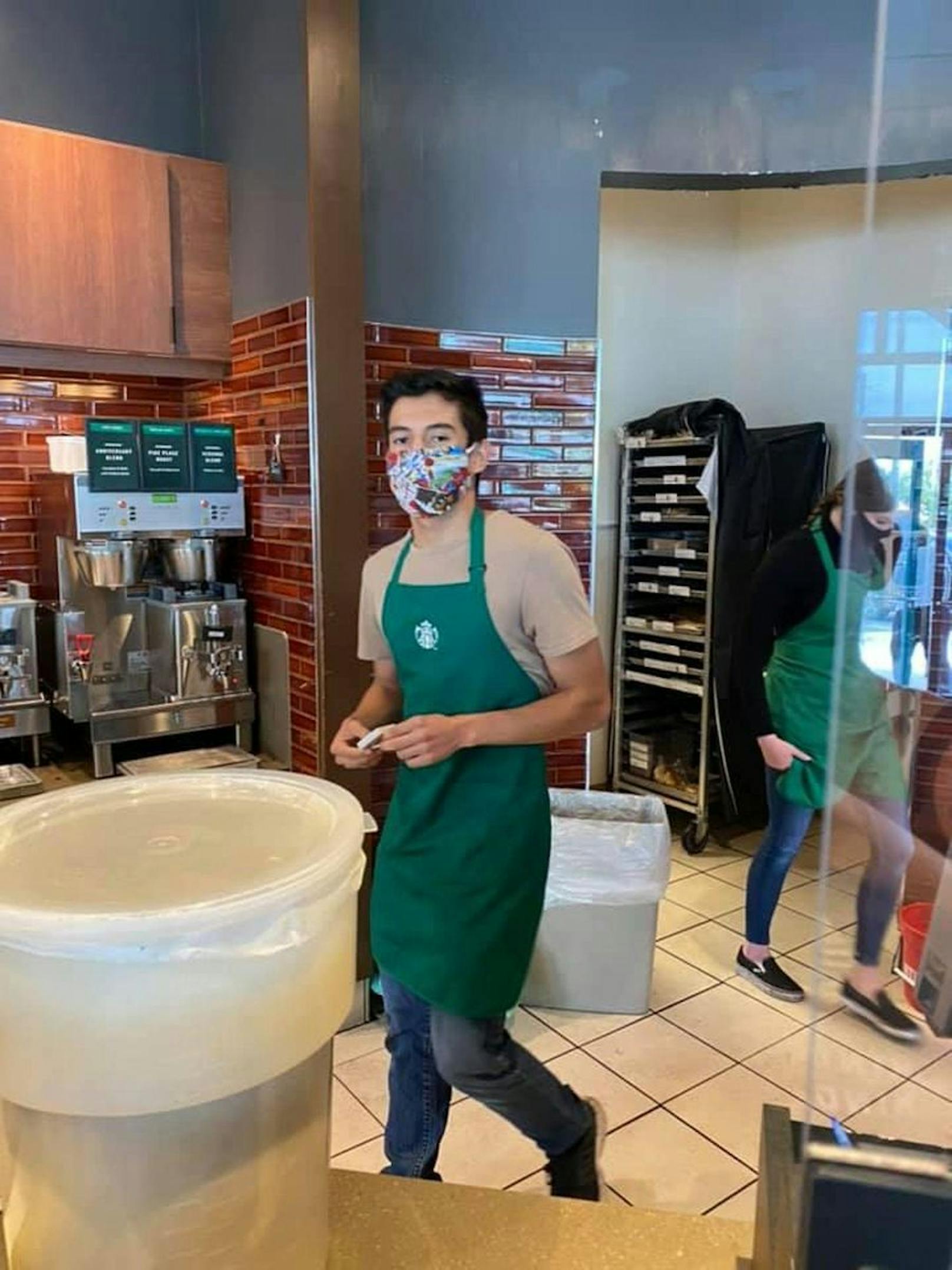 100.000 $ Trinkgeld wegen Maskenstreit bei Starbucks