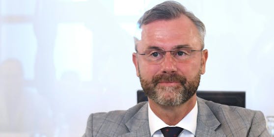 Norbert Hofer (FPÖ) beantwortete Fragen im U-Ausschuss