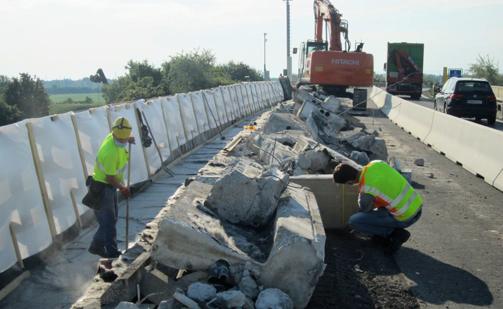 An der A3 wird im Sommer gearbeitet.